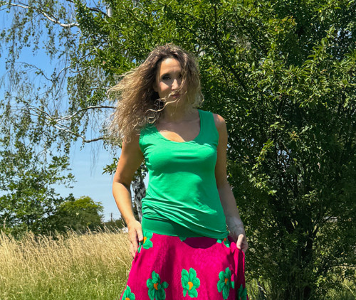 Tričko bez rukávů zelené — foto 1