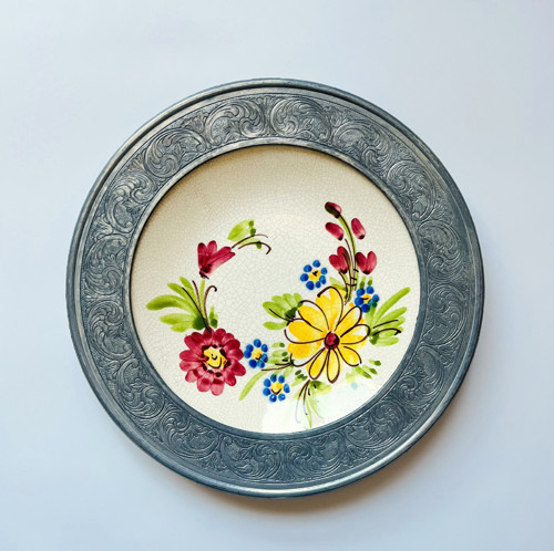 Závěsný talíř v cínové montáži 25.5 cm, Itálie