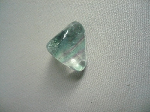 Troml. kámen – fluorit duhový 22 mm, č.17