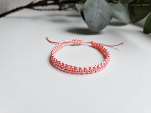 Saténový shamballa naramek Peach Pink