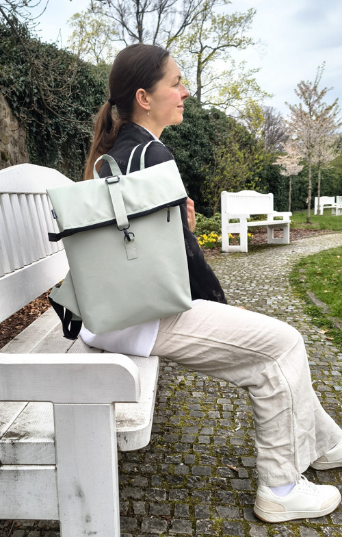 Ronya backpack zelená šalvějová