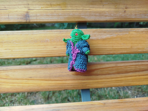 HAND MADE Amigurumi Yoda Keychain 3"