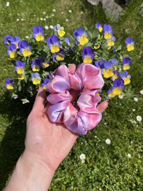 Scrunchies růžový mramor
