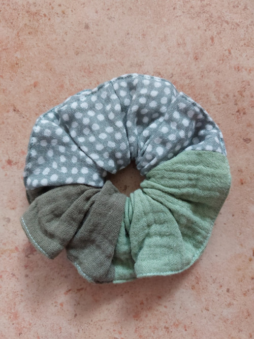Mušelínová gumička do vlasů scrunchie - MIX