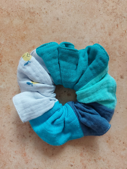 Mušelínová gumička do vlasů scrunchie - MIX