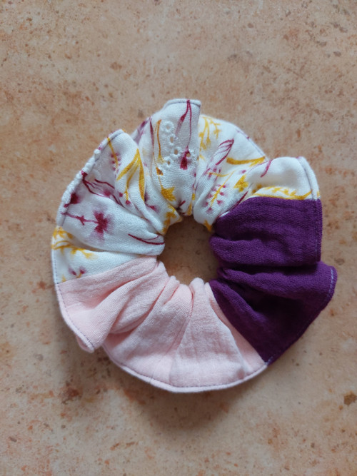 Mušelínová gumička do vlasů scrunchie - MIX