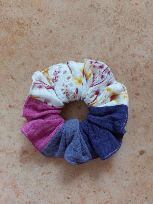 Mušelínová gumička do vlasů scrunchie - MIX