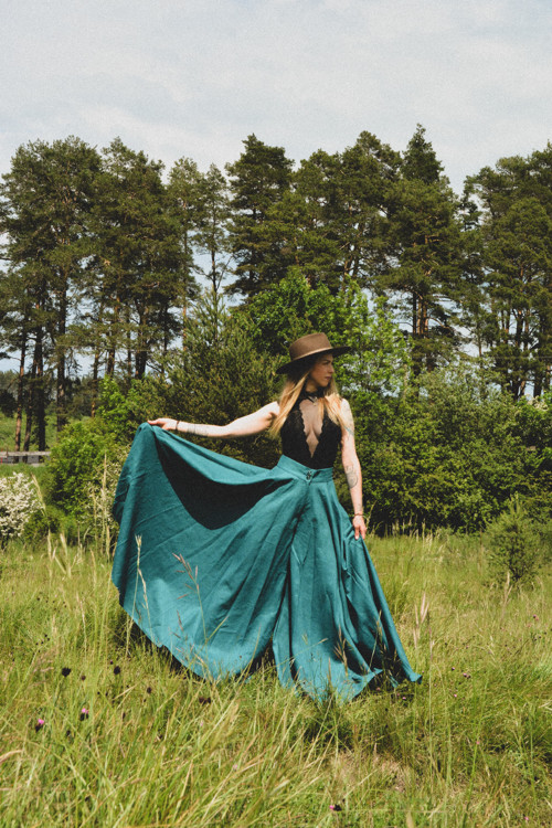 Dámske sukňové nohavice Elizabeth