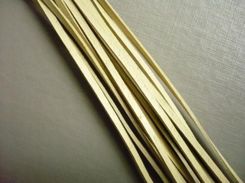 Kožený řemínek 2 mm, 110 cm - béžový