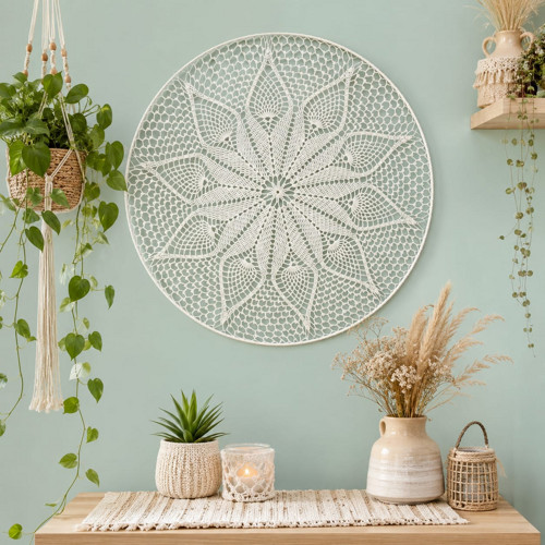 Háčkovaná mandala v kovovém kruhu 60 cm