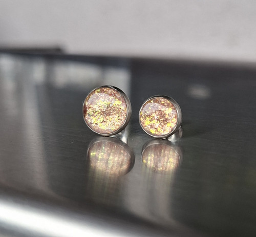Saharské písky se zlatavým leskem 8 mm