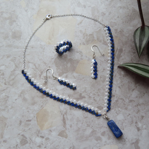 Souprava s lapisem lazuli