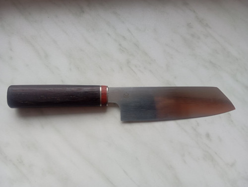 Kuchyňský nůž ve stylu Kiritsuke