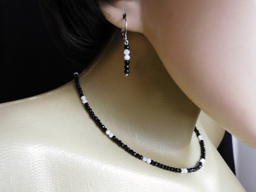 Naušnice - černý spinel — foto 1