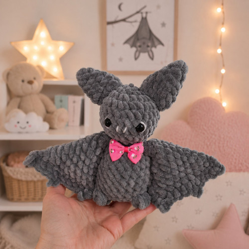 Háčkovaný netopýrek Black háčkovaná dekorace 14cm