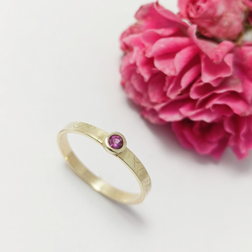 Otisk listu s diamantem (Au 585/1000)