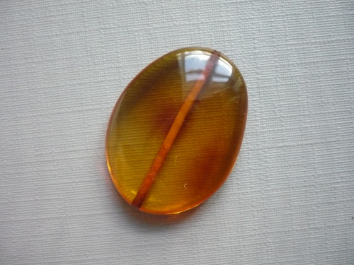 Vrt. medailonek - jantar AA 27 mm, č.8f — foto 1