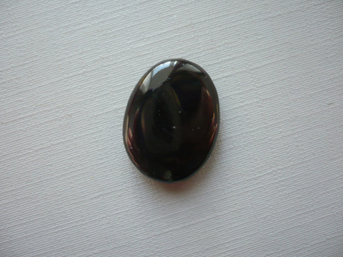 Vrt. medailonek - jantar AA 21 mm, č.28f