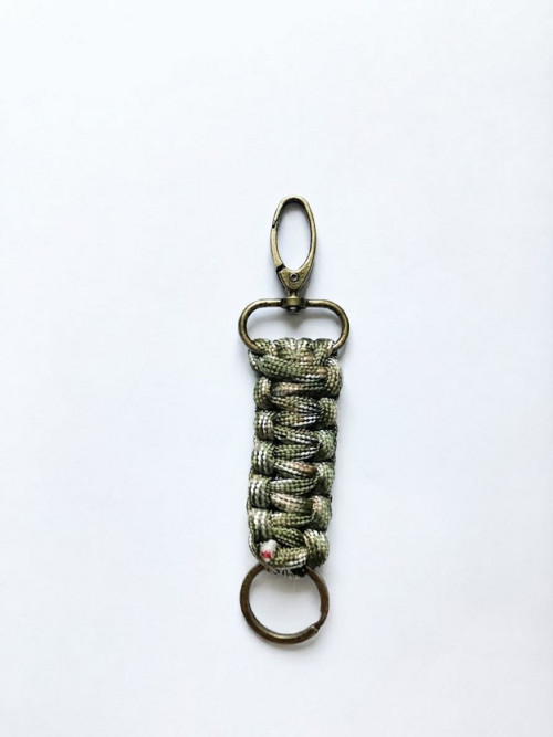 Přívěsek bronz (forest camo)
