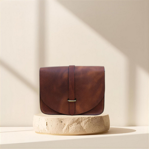 Kožená crossbody kabelka KEA v čokoládové barvě