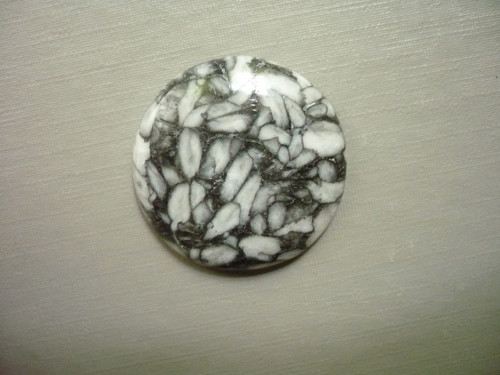 Kabošon - pinolit 28 mm, č.15f