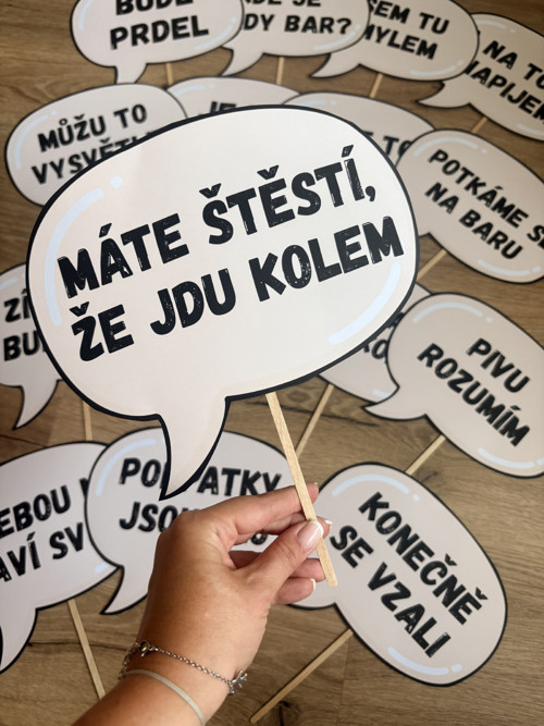 Rekvizity do fotokoutku - Béžové bubliny
