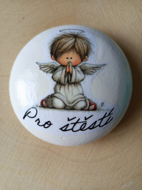 Modlící se andílek pro štěstí — foto 1