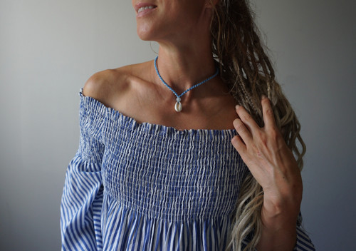 Macramé náhrdelník Cowrie & Angelit