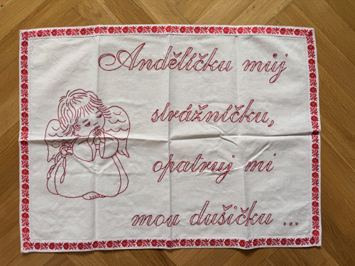 Vyšívané plátno