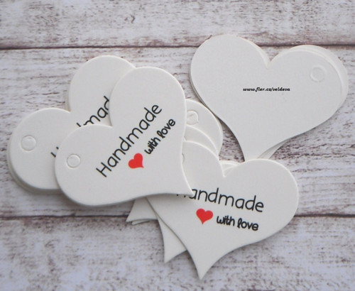 Srdíčka handmade 10 ks bílá