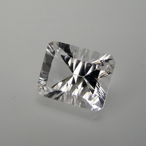 Broušený Křemen-Křišťál, 2,82 ct., 10,0x8,0x5,6 mm