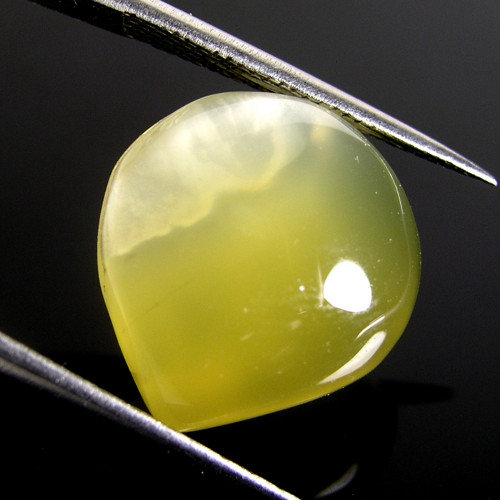 Přírodní Chalcedon, 14,55 ct., 17,8x16,5x6,8 mm