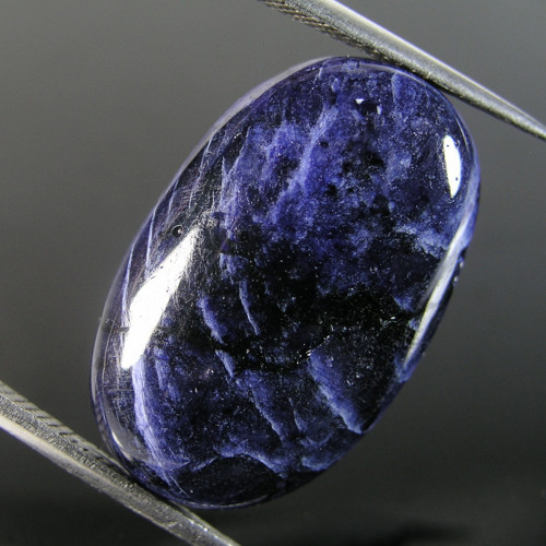 Velký přírodní Safír, 28,59 ct., 25,3x16,0x6,1 mm