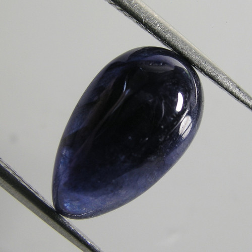 Přírodní modrý Safír, 7,61 ct., 14,9x8,8x5,8 mm