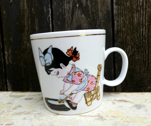 Pradlenka...dětský porcelánový hrníček