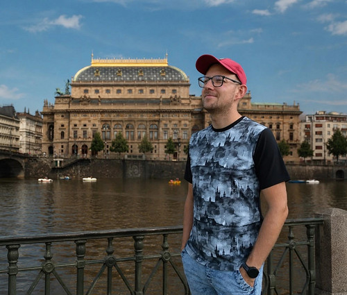 Pánské tričko MAGICKÁ PRAHA- krátký rukáv 2