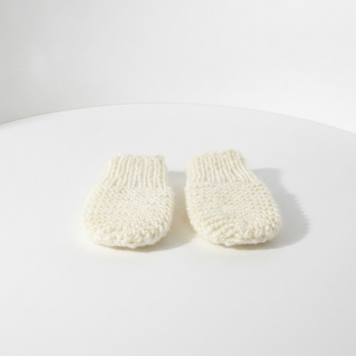 Pletené rukavičky škrabky Sněhurka (10 cm)