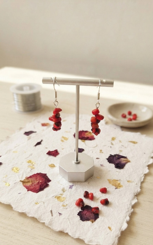Červený korál – Minimalistické náušnice — foto 1