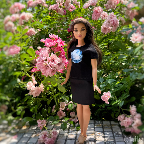 Černá sukně pro baculku Barbie (curvy) — foto 1