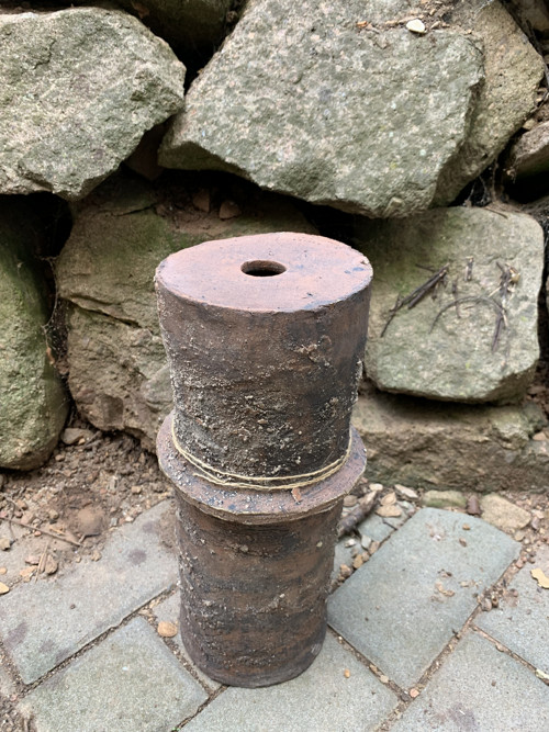 Váza tmavá wabi sabi III