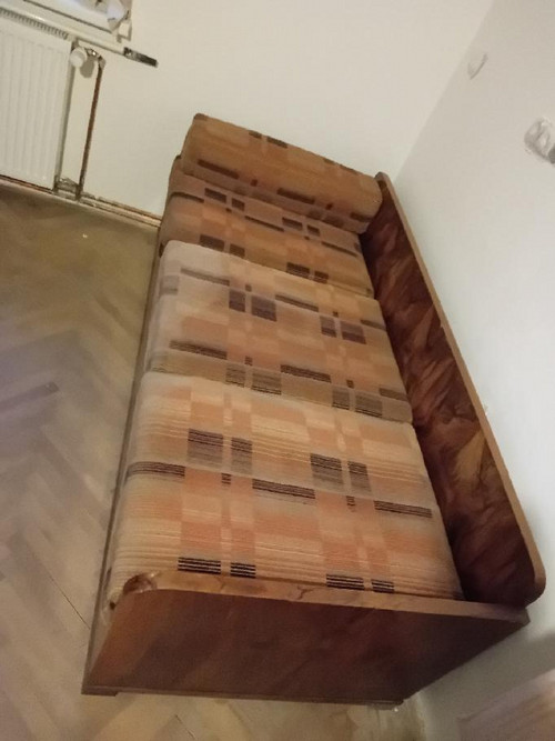 Halabala Jindřich 11 100 Kč sleva 30 %
