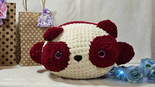 Puffy háčkovaný polštářek medvídek panda