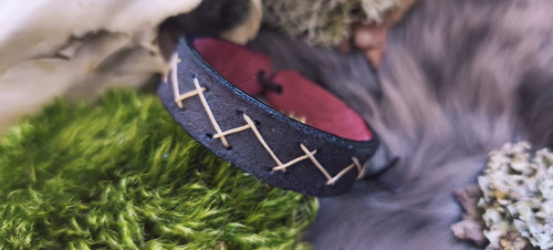 Kožený náramek Grey Bone