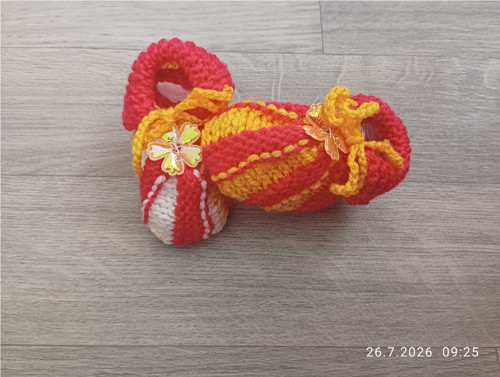 Ručně pletené bačkůrky — foto 1