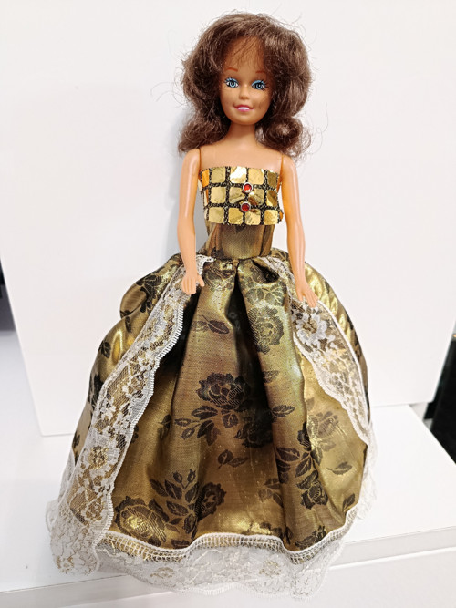 Šaty pro barbie — foto 1