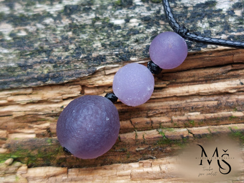 HROZNOVÝ CHALCEDON - náhrdelník/amulet UNISEX