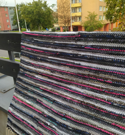 Tkaný koberec 75 x 105 cm