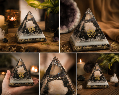 Orgonitová pyramida - Růženín 12 x 11cm.