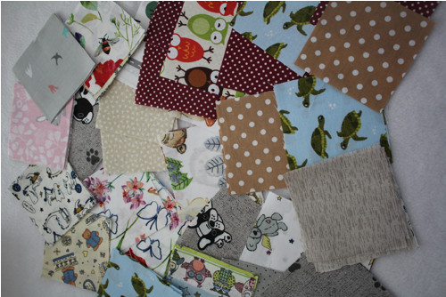 Zbytky látek na patchwork (3b), 80 kusů