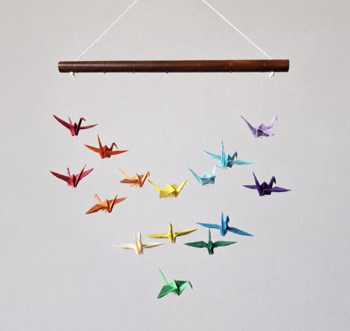 Nástěnná dekorace s origami jeřáby - duhová (č.14)